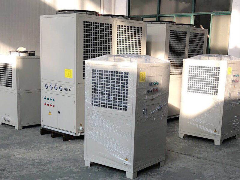 大功率油冷機(jī) 大功率油冷機(jī)