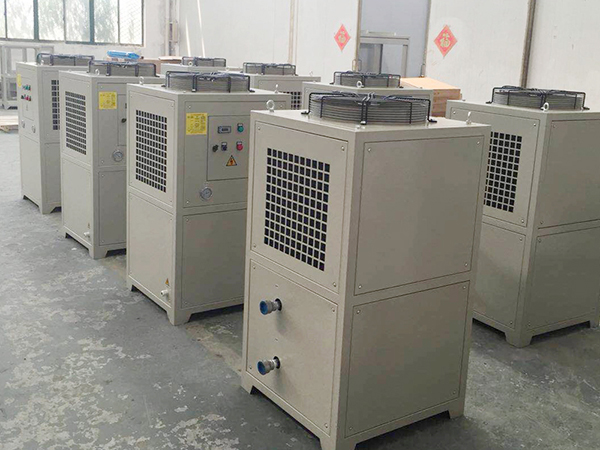 工業油冷機產品特點是什么 工業油冷機產品特點是什么